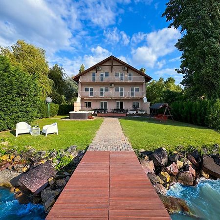 Zoeldpart Villa Balatonszarszo Exteriör bild