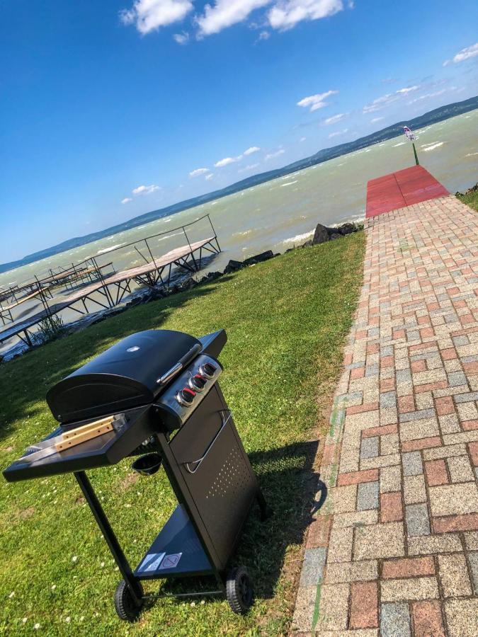 Zoeldpart Villa Balatonszarszo Exteriör bild