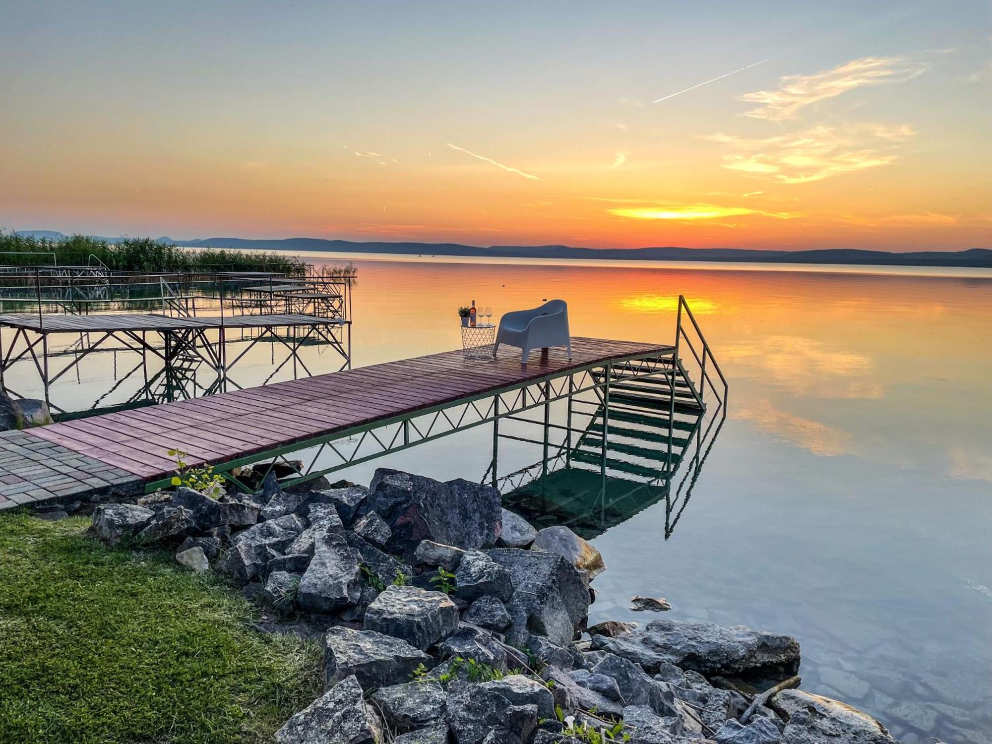 Zoeldpart Villa Balatonszarszo Exteriör bild